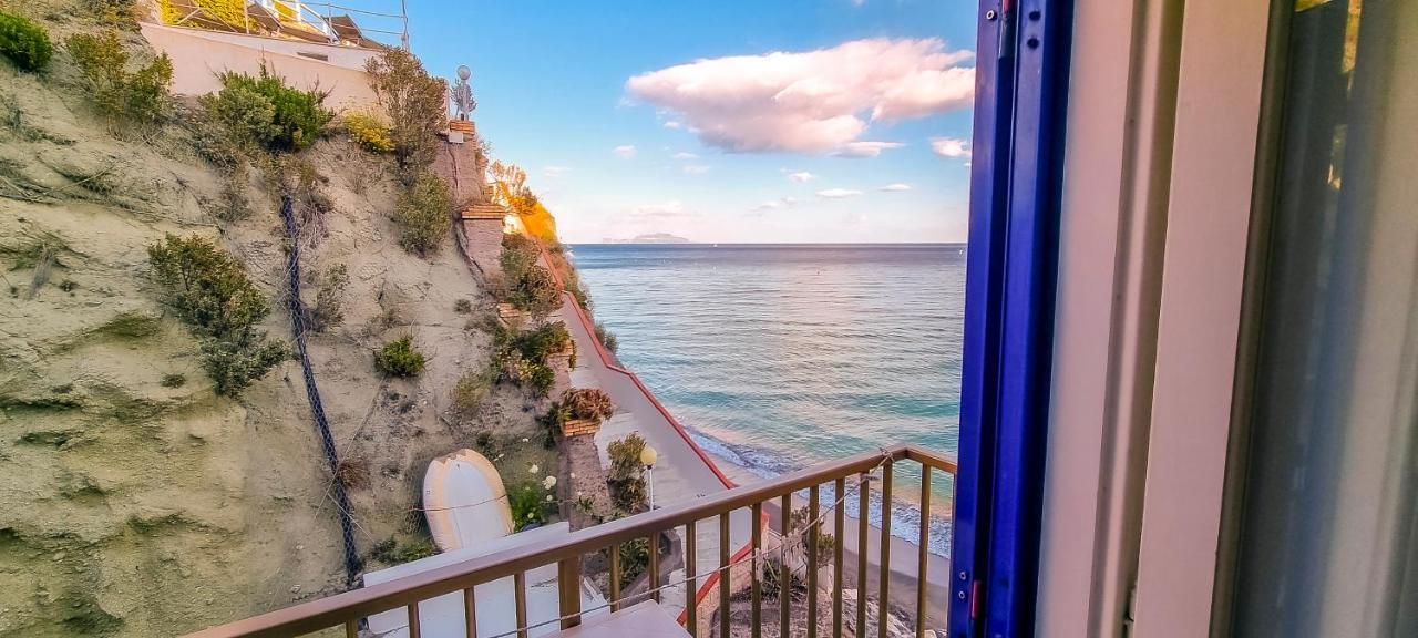 Hotel Regina Del Mare Barano dʼIschia Екстериор снимка