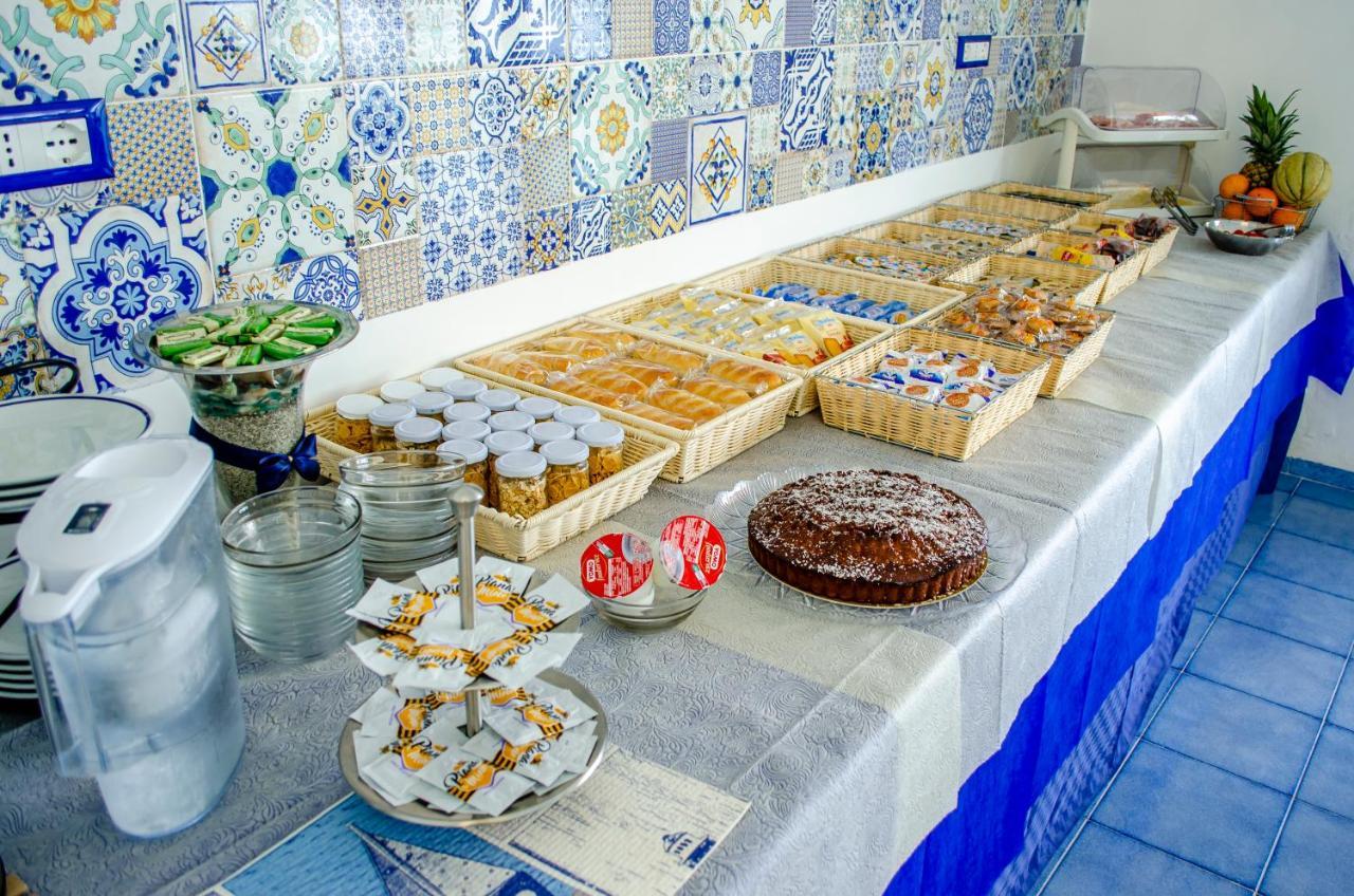 Hotel Regina Del Mare Barano dʼIschia Екстериор снимка