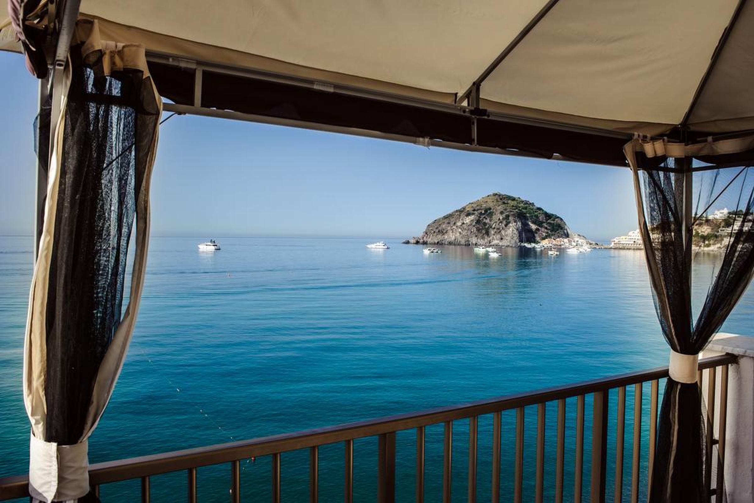 Hotel Regina Del Mare Barano dʼIschia Екстериор снимка