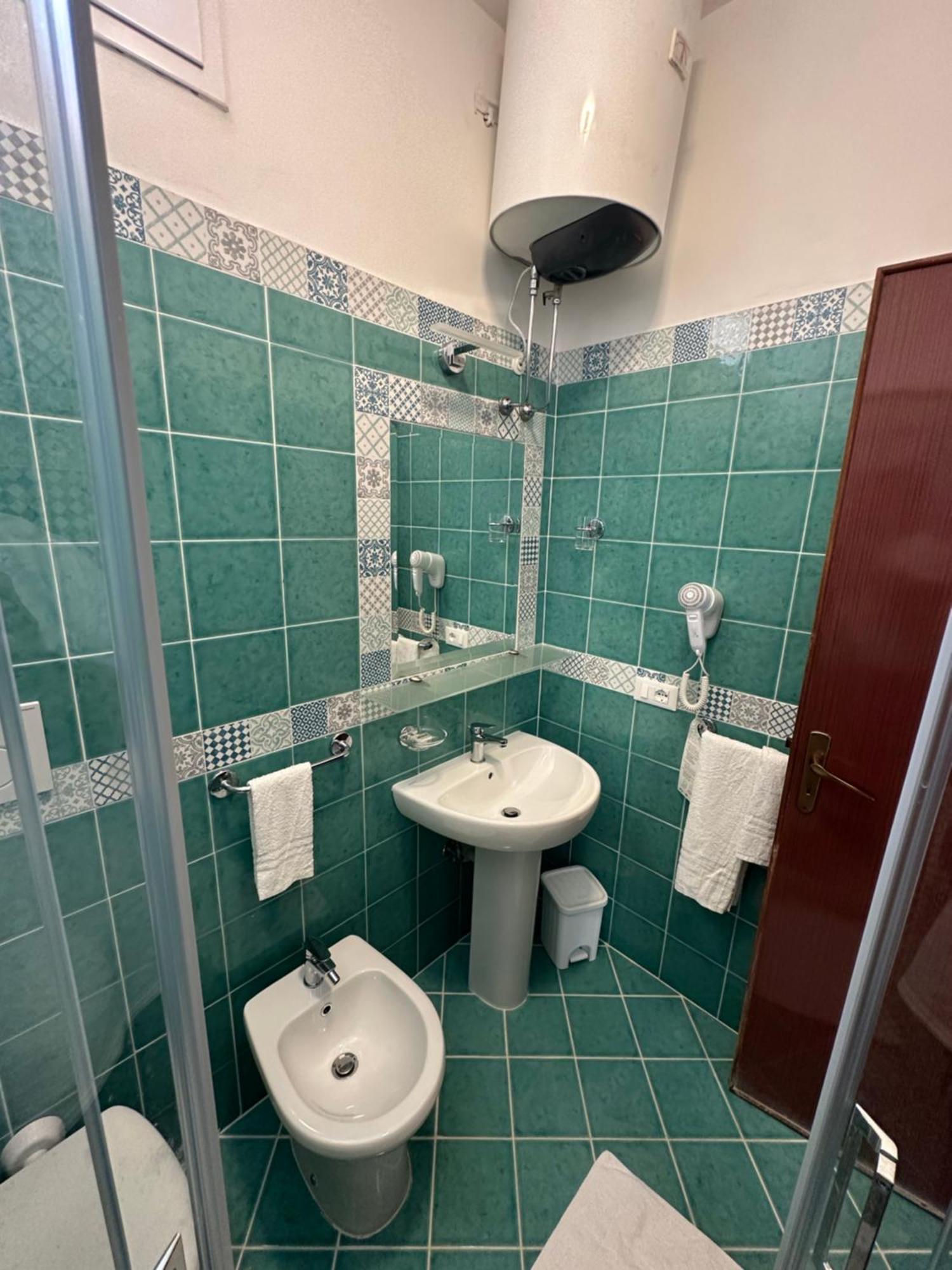 Hotel Regina Del Mare Barano dʼIschia Екстериор снимка