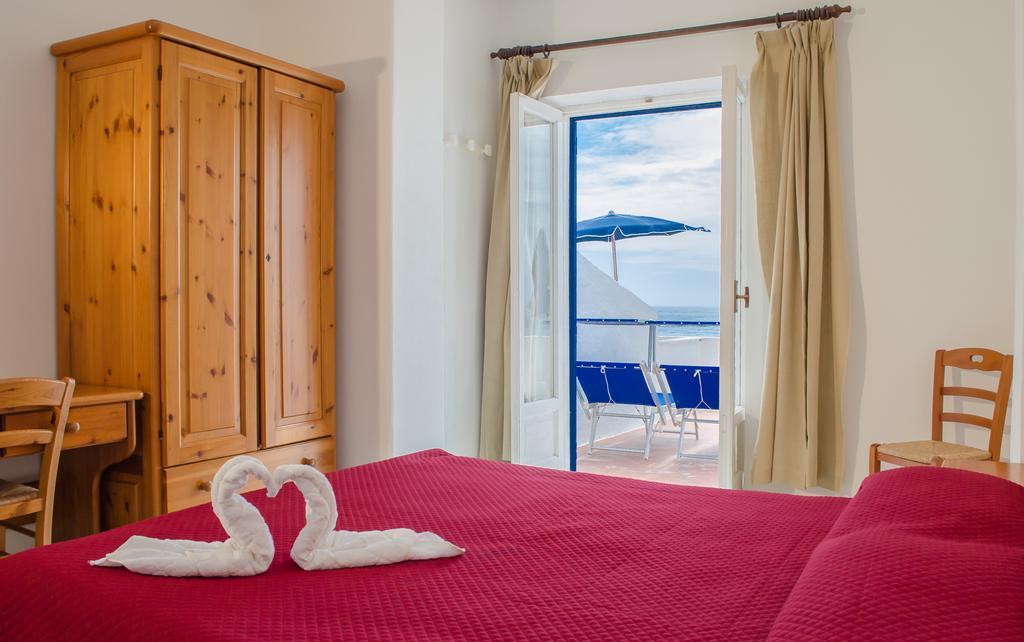 Hotel Regina Del Mare Barano dʼIschia Стая снимка