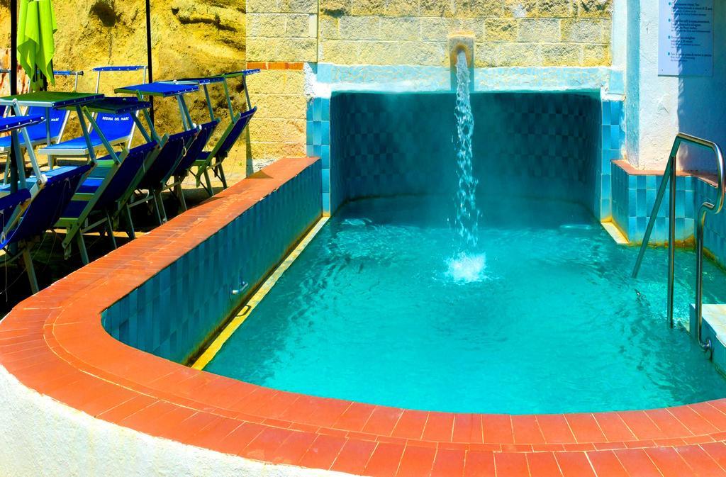 Hotel Regina Del Mare Barano dʼIschia Екстериор снимка